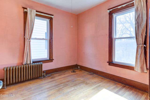 88 Maple Avenue, Voorheesville, NY 12186