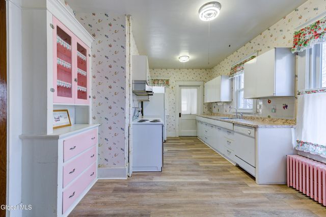 88 Maple Avenue, Voorheesville, NY 12186