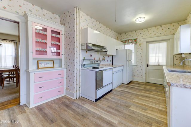 88 Maple Avenue, Voorheesville, NY 12186