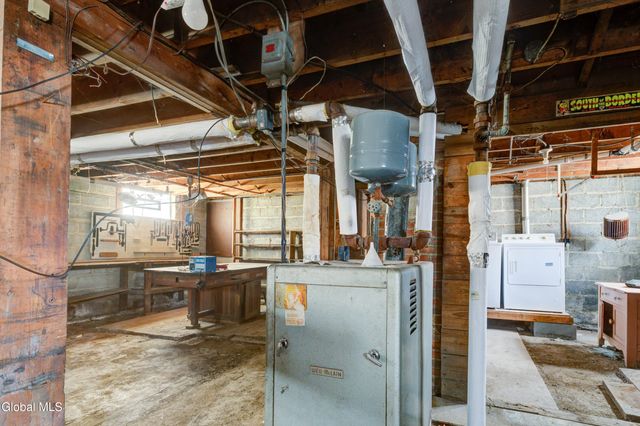 88 Maple Avenue, Voorheesville, NY 12186