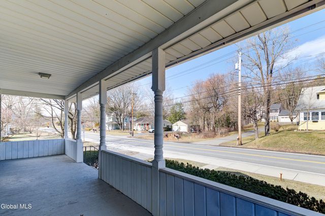 88 Maple Avenue, Voorheesville, NY 12186