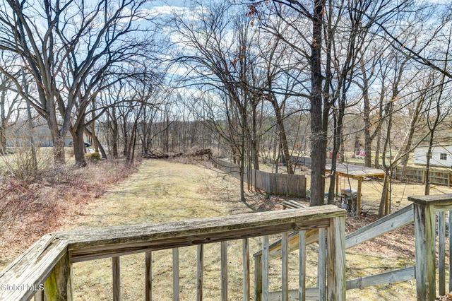 88 Maple Avenue, Voorheesville, NY 12186