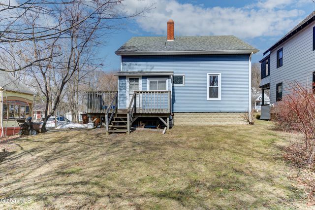 88 Maple Avenue, Voorheesville, NY 12186