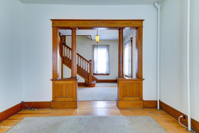 88 Maple Avenue, Voorheesville, NY 12186