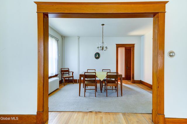 88 Maple Avenue, Voorheesville, NY 12186