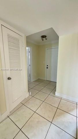 1501 NE 191st St C107, Miami, FL 33179
