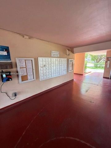 1501 NE 191st St C107, Miami, FL 33179