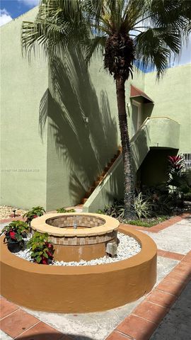 11163 NW 7th St 201-19, Miami, FL 33172