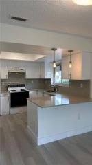 11163 NW 7th St 201-19, Miami, FL 33172