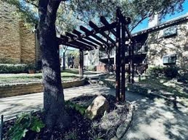 15221 Berry Trail 608, Dallas, TX 75248