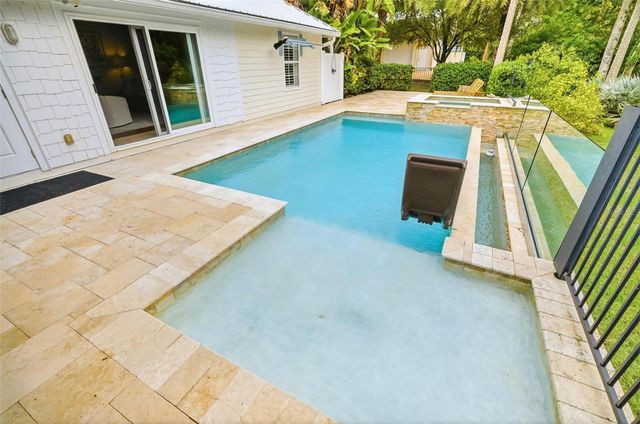 10 PAMELA PARKWAY, Palm Coast, FL 32137