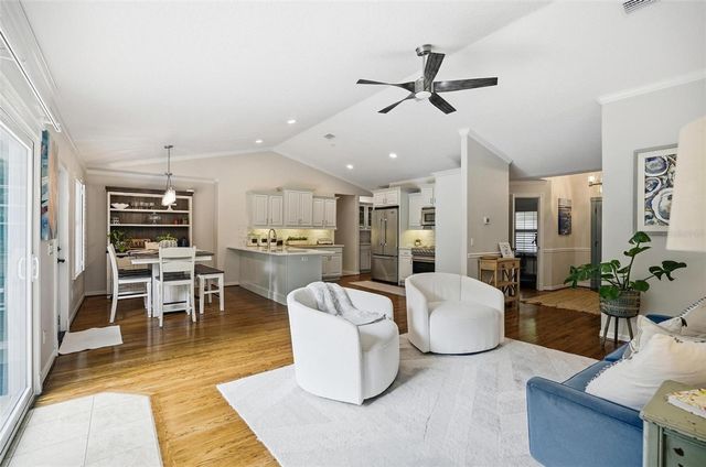 10 PAMELA PARKWAY, Palm Coast, FL 32137