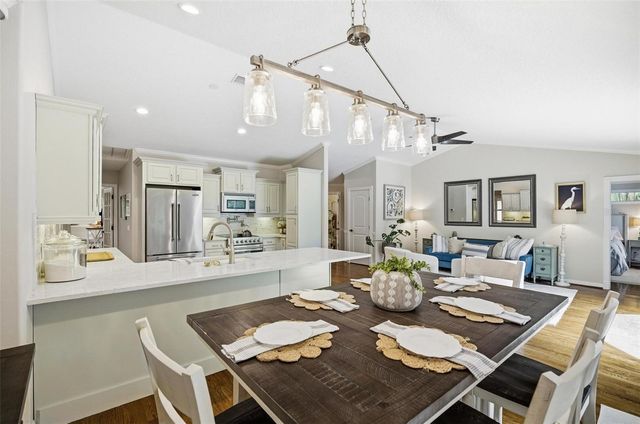 10 PAMELA PARKWAY, Palm Coast, FL 32137