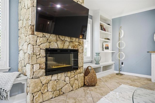 10 PAMELA PARKWAY, Palm Coast, FL 32137