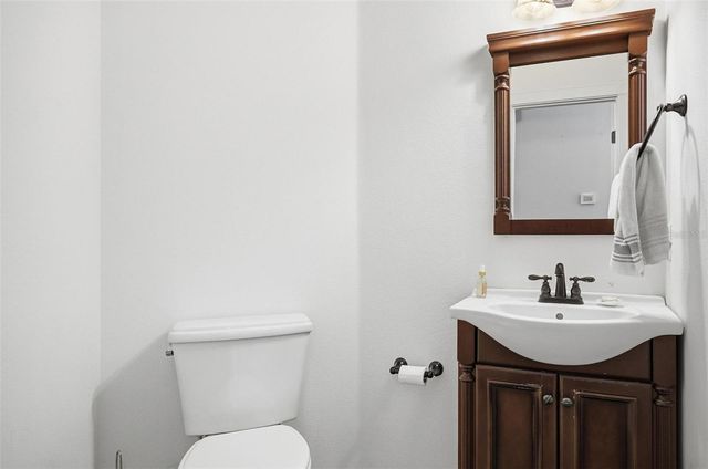 10 PAMELA PARKWAY, Palm Coast, FL 32137