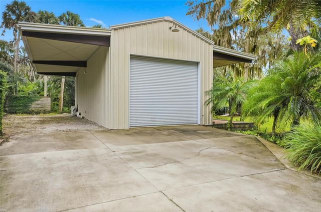 10 PAMELA PARKWAY, Palm Coast, FL 32137