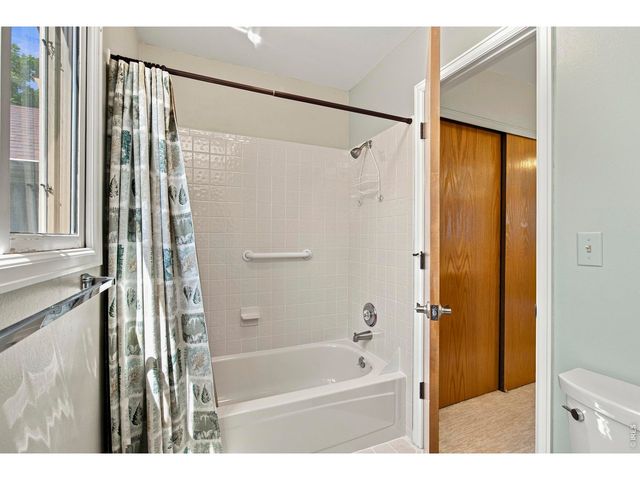 1050 Cunningham Dr E-3, Fort Collins, CO 80526