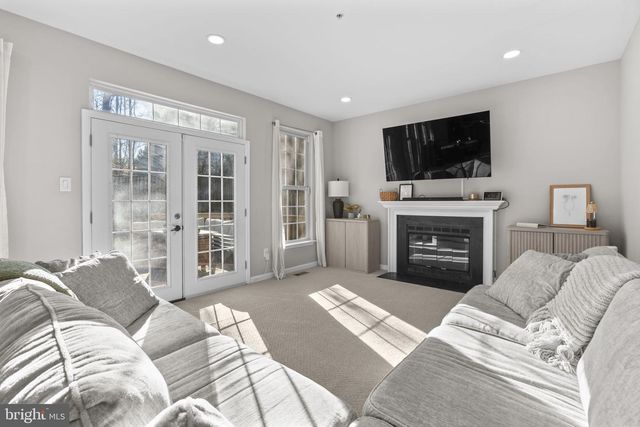 8217 QUILL POINT DR, Bowie, MD 20720