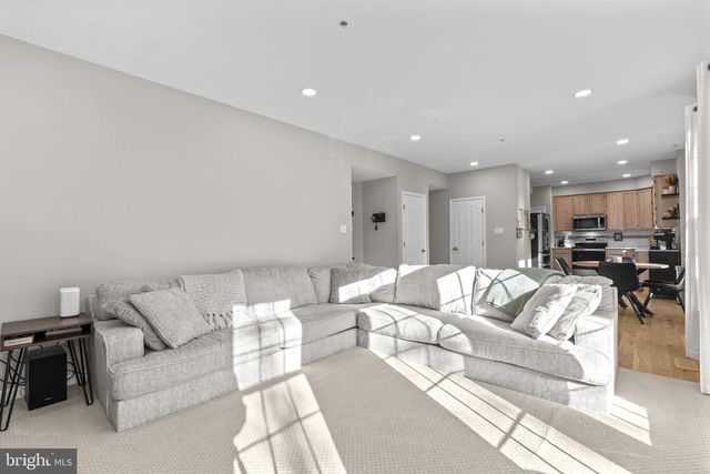 8217 QUILL POINT DR, Bowie, MD 20720