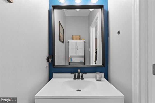 8217 QUILL POINT DR, Bowie, MD 20720