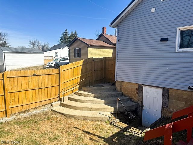 823 Goddard Avenue, Zanesville, OH 43701