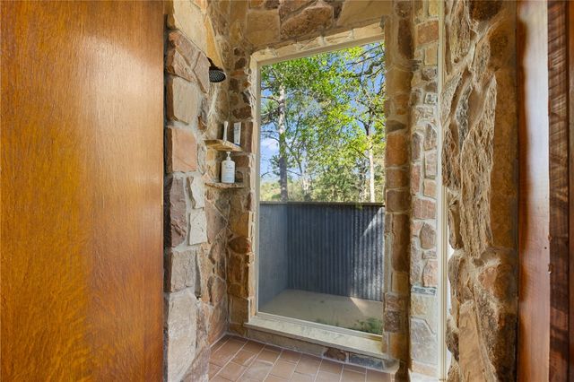 3702 County Road 151, Bedias, TX 77831