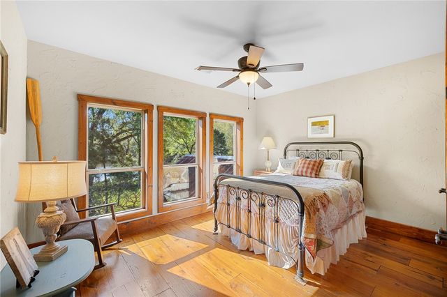 3702 County Road 151, Bedias, TX 77831