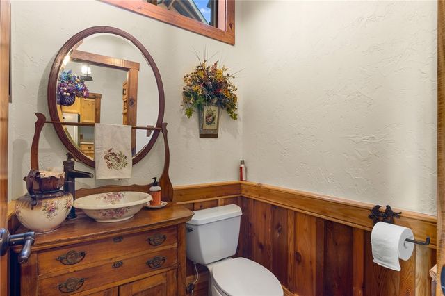 3702 County Road 151, Bedias, TX 77831