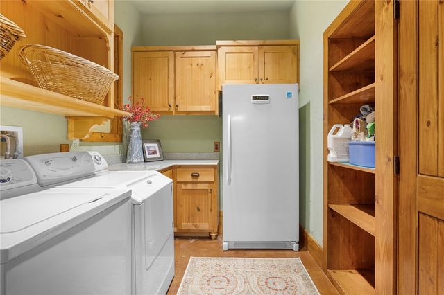 3702 County Road 151, Bedias, TX 77831