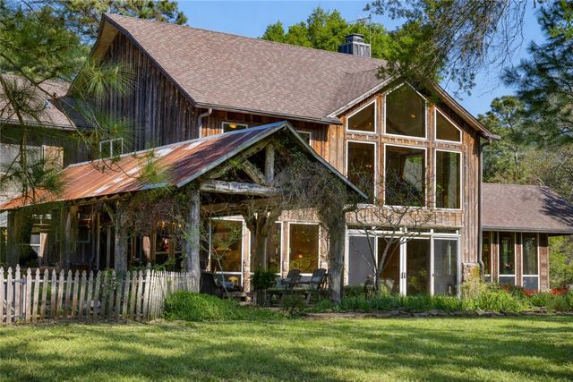 3702 County Road 151, Bedias, TX 77831