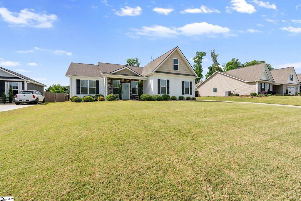 9 Judge Looper Court, Travelers Rest, SC 29690