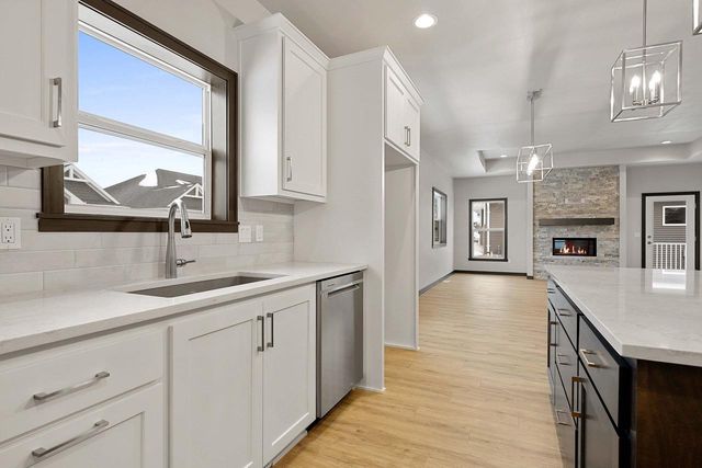 497 PAPERMILL CIRCLE, Kimberly, WI 54136