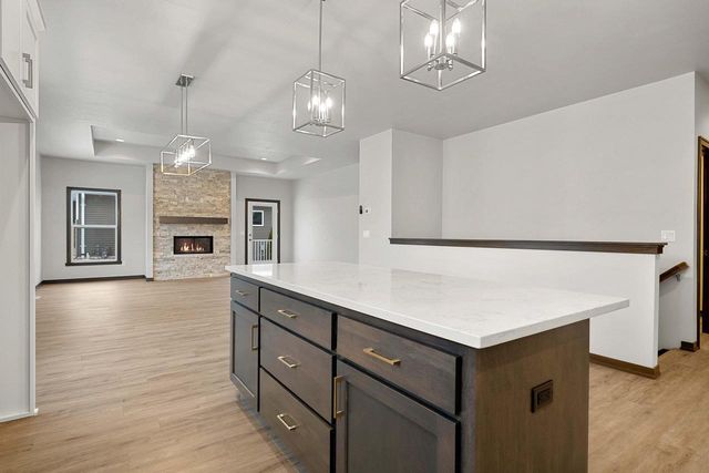 497 PAPERMILL CIRCLE, Kimberly, WI 54136