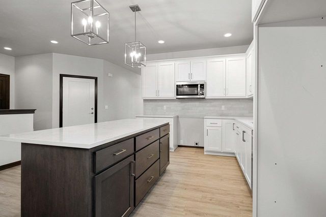 497 PAPERMILL CIRCLE, Kimberly, WI 54136