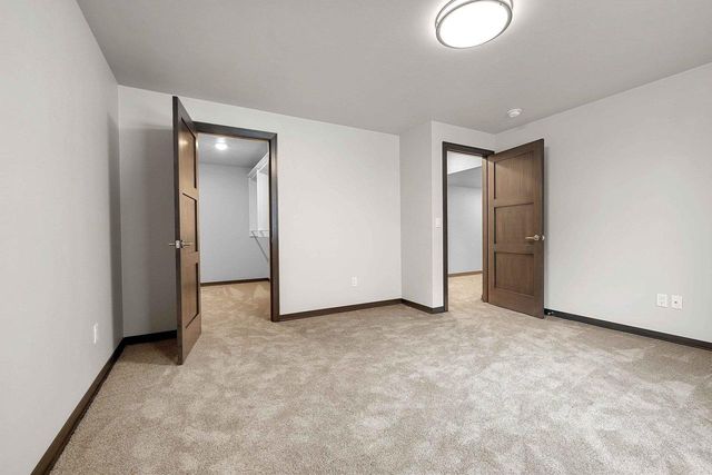 497 PAPERMILL CIRCLE, Kimberly, WI 54136