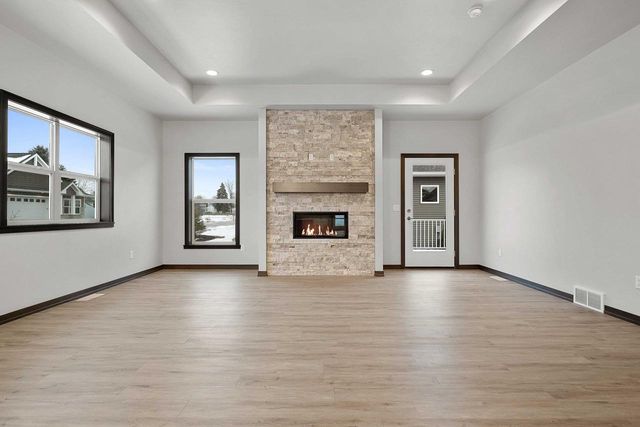 497 PAPERMILL CIRCLE, Kimberly, WI 54136