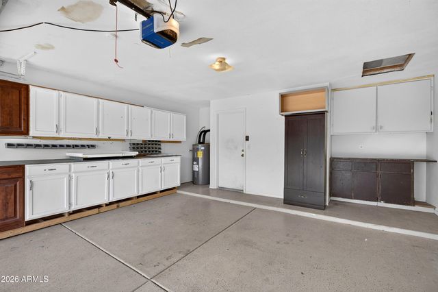 8920 W HATCHER Road, Peoria, AZ 85345