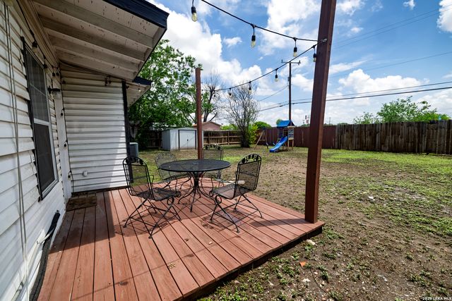 4326 Spring Oak, San Antonio, TX 78219