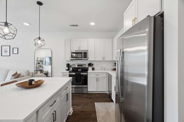 1677 54th Ave N Apt 439, Nashville, TN 37209