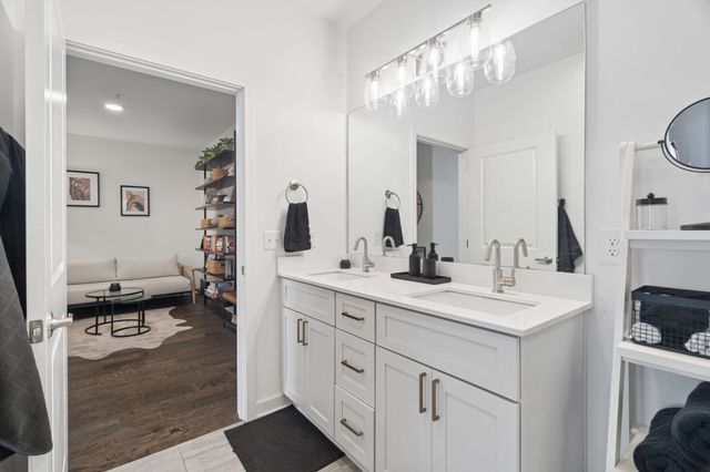 1677 54th Ave N Apt 439, Nashville, TN 37209