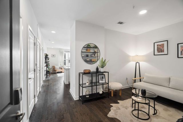 1677 54th Ave N Apt 439, Nashville, TN 37209