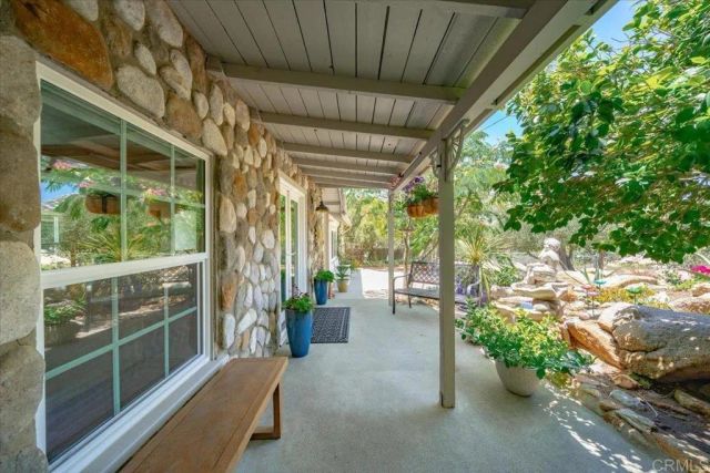 17255 Rockhouse Road, Ramona, CA 92065