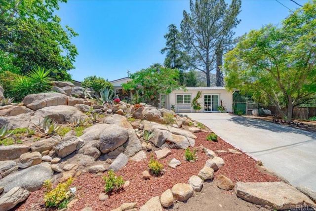17255 Rockhouse Road, Ramona, CA 92065
