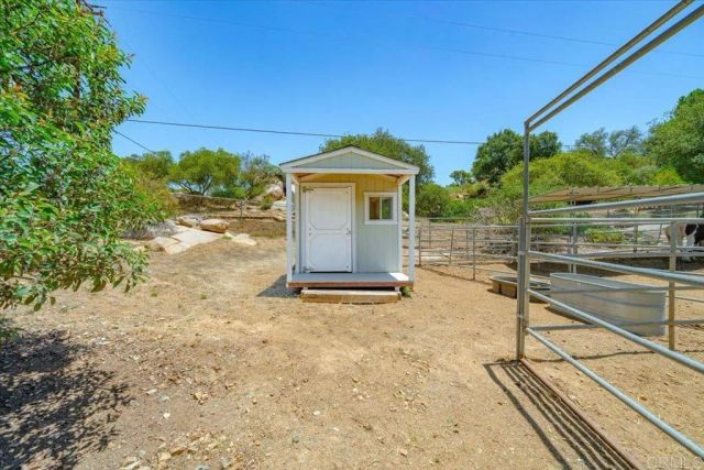 17255 Rockhouse Road, Ramona, CA 92065