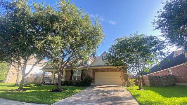 12203 Hidden River Lane, Pearland, TX 77584