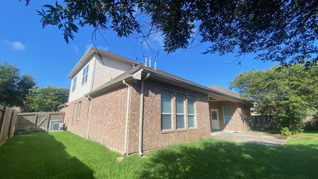 12203 Hidden River Lane, Pearland, TX 77584