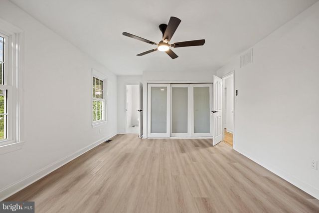 447 E PROSPECT AVE, West Berlin, NJ 08091