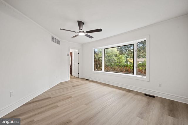 447 E PROSPECT AVE, West Berlin, NJ 08091