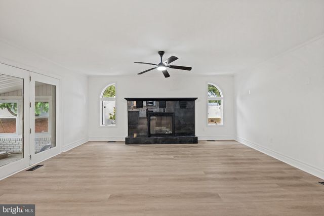 447 E PROSPECT AVE, West Berlin, NJ 08091