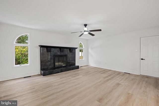 447 E PROSPECT AVE, West Berlin, NJ 08091
